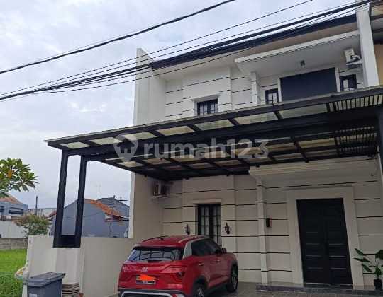 For Sale Lux American Classic House in Favorite Cluster Mekarwangi