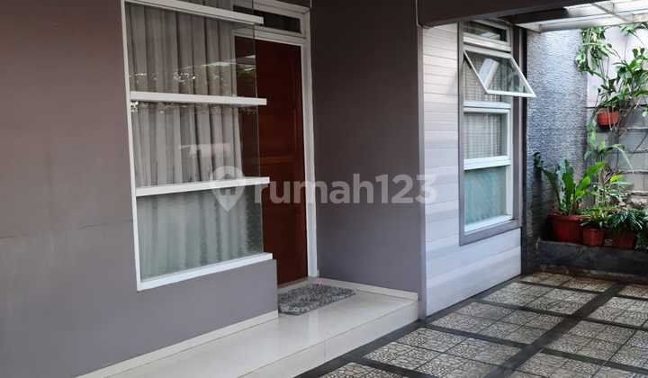 Djual Rumah Siap Huni Dekat dengan Tol Moch Tohha Kota Bandung Djual Rumah Siap Huni Dekat dengan Tol Moch Tohha Kota Bandung