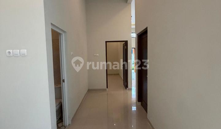 Rumah Luas di Maguwoharjo Dekat Budi Mulia 2