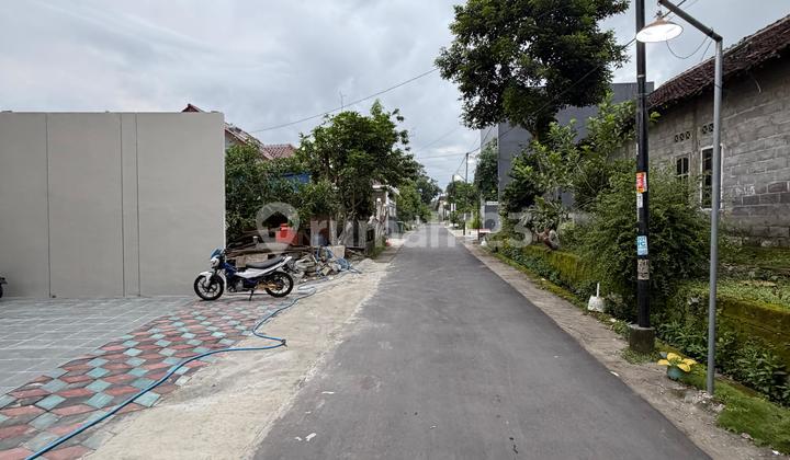 Scandinavian Fully Furnished House in Krapyak Wedomartani 2