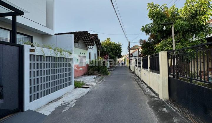 New Minimalist Modern House in East Ringroad Kotagede 2