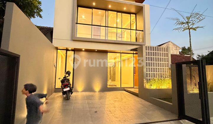 Rumah Industrial Modern Dekat Ugm di Jalan Kaliurang Km 9 2