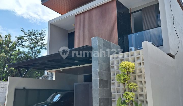 Luxury House Bonus Furnished on Jalan Kaliurang KM 10 2