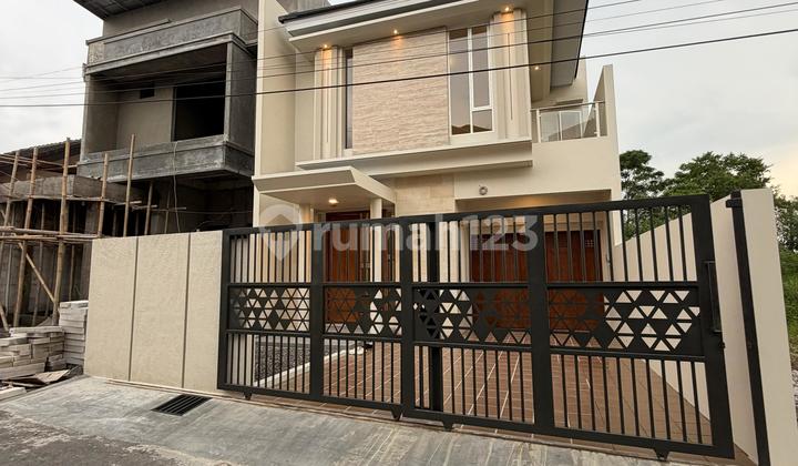 Rumah Mewah di Sambisari Dekat Bandara Adisucipto Rumah Mewah di Sambisari Dekat Bandara Adisucipto