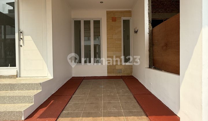 Ada Rumah 2 Lantai Strategis Dekat Walikota Dan Unpam