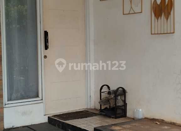 2-Story House Ready to Occupy with Strategic Access Near Tangsel Mayor's Office 2