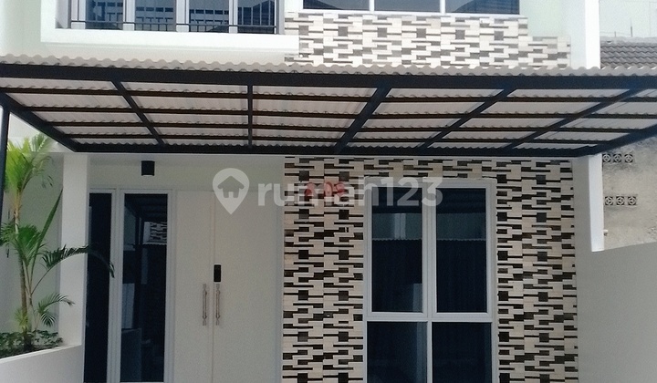 2-Story House in Serpong for Sale with Year-End Promotional Price