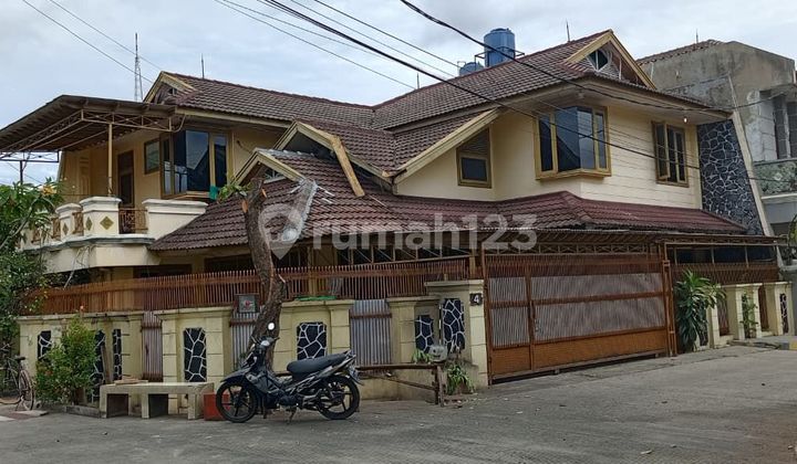 Dijual Rumah Hook di Kompleks Migas Joglo Jakarta Barat