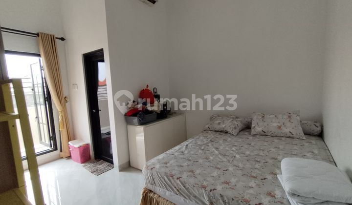 FOR SALE HOUSE WITH SWIMMING POOL & ROOFTOP IN PEKAYON BEKASI 2