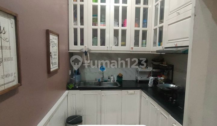 For Sale House With Luxurious Interior in Blubell Cluster Sumarecon Bekasi 2