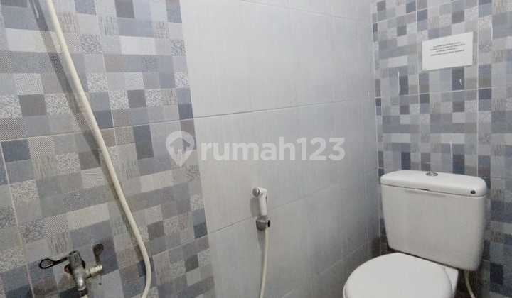 DISEWAKAN RUMAH NYAMAN & TENANG DI KAYUPUTIH JAKARTA TIMUR 2