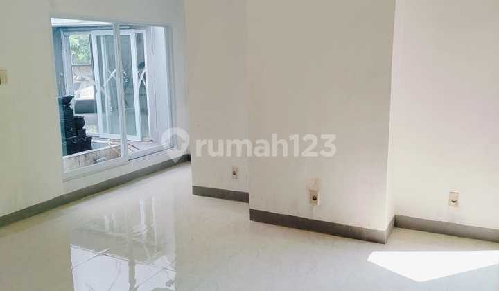 For Sale Nice, Neat & Well-Maintained House in Jakasampurna Complex, Bekasi. 2
