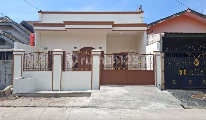 JUAL RUMAH BANGUNAN BARU DI MEDAN SATRIA BEKASI