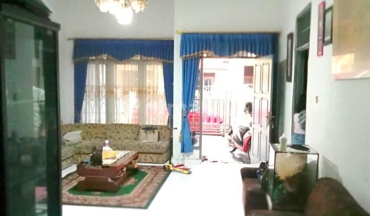 Old House for Sale in Kayu Putih, East Jakarta 2