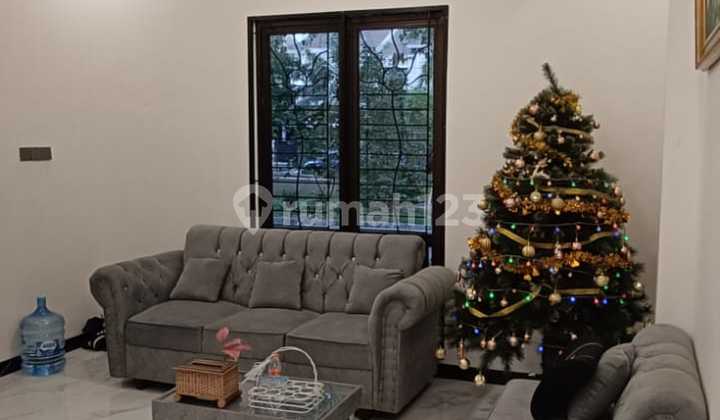 Dijual Rumah Mewah Siap Huni di Aralia Harapan Indah Bekasi