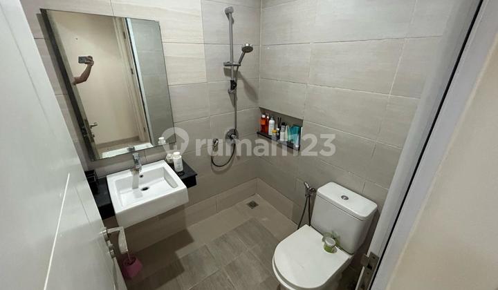Disewakan Rumah Semi Furnish Mewah di Victoria Garden Galaxy Bekasi 2
