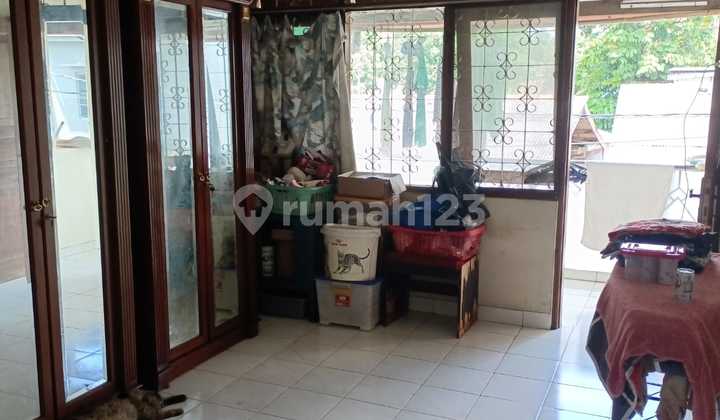 For Sale Cheap Hook House in Kampung Ambon Pulomas East Jakarta 2