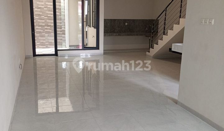 For Sale: Good 2-Story Ready-to-Occupy House in Nginden Intan Timur 2