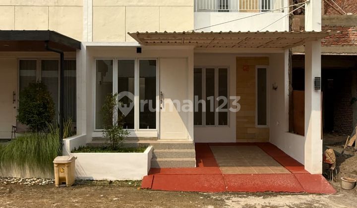 Rumah 2 Lantai Dekat Stasiun KRL Sudimara di Ciputat Rumah 2 Lantai Dekat Stasiun KRL Sudimara di Ciputat