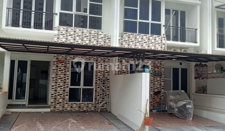 Hunian 2 Lantai di Ciputat Hunian 2 Lantai di Ciputat