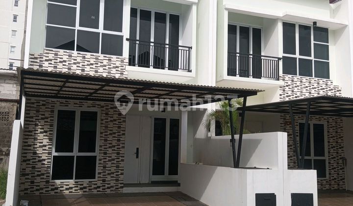 Rumah 2 Lantai Nempel Bintaro Ready