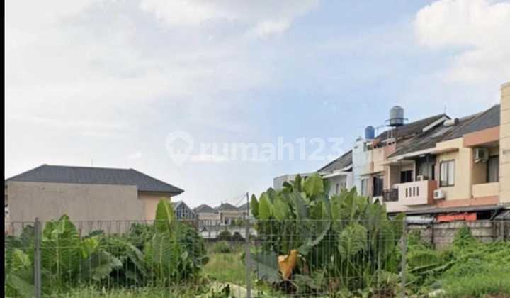 Land in a Strategic Area, Beside Main Road, Cipadu SHM 1000.0 m²