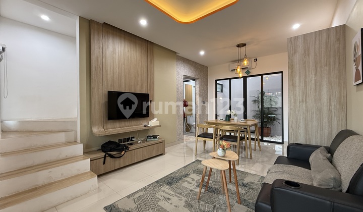Rumah Mewah Desain Modern , Termurah di Kelasnya Serpong