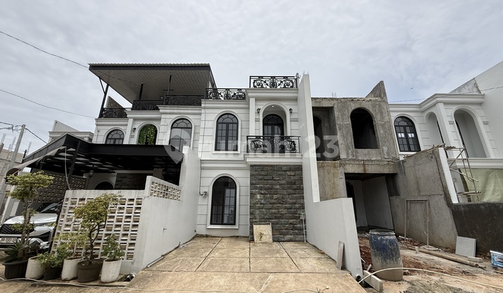 Hunian Modern Siap Huni - Rooftop, Dekat Cibubur Junction, Bekasi Hunian Modern Siap Huni - Rooftop, Dekat Cibubur Junction, Bekasi