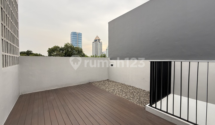 Luxury House Cheap In Ampera Kemang South Jakarta 3 Floors + Rooftop Luxury House Cheap In Ampera Kemang South Jakarta 3 Floors + Rooftop