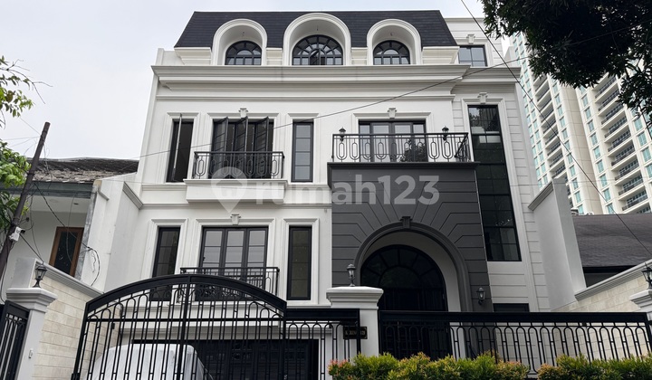 Rumah di Pusat Kota Jakarta Kebayoran Baru Dekat ke Senayan Scbd 2