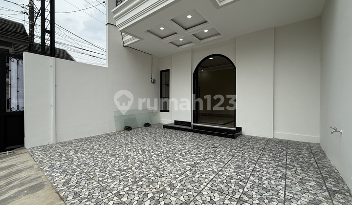 Rumah Berkonsep Modern 2 Lantai Siap Huni di Pancoran Mas Depok 2