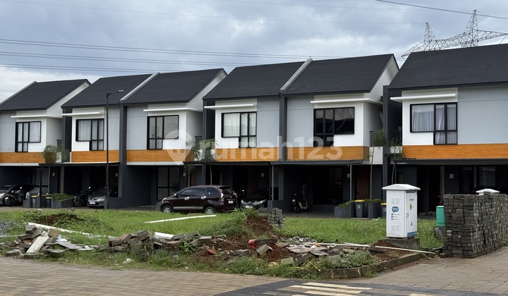 Rumah Bergaya Jepang Mewah Murah 900 Juta di Serua Kota Depok