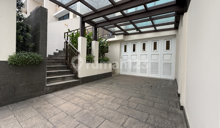 Hunian Eksekutif di Pondok, Indah, Jakarta Selatan Nempel Tangsel 2