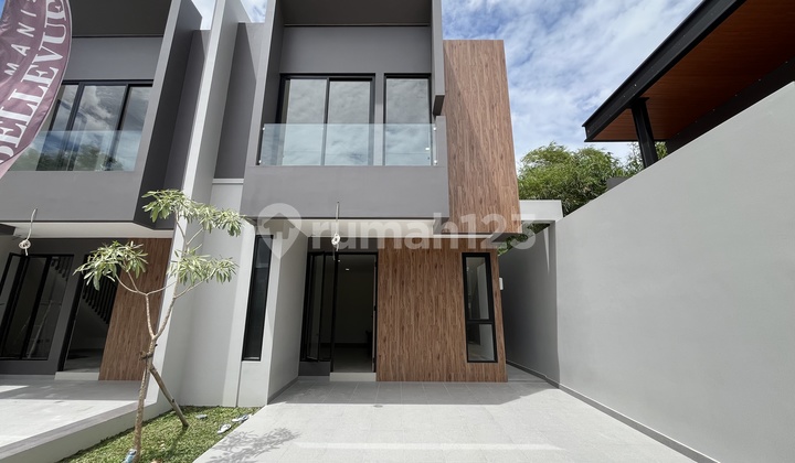 Rumah Baru Siaphuni di Bintaro Deket Stan Bintaro Dekat Tol KRL