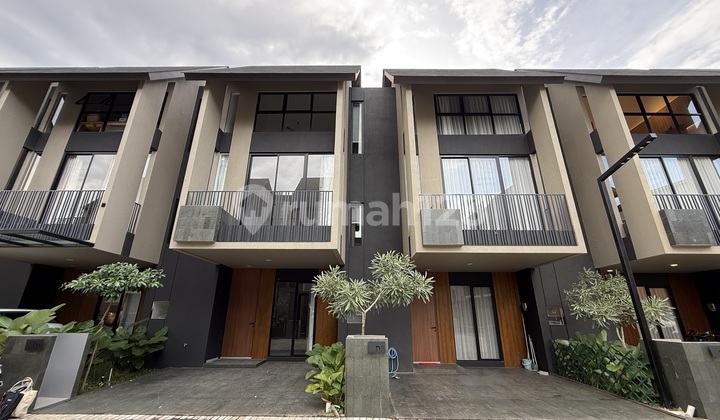 Lowest Price 3-Storey Luxury House in Lebak Bulus, South Jakarta with Private Pool and Strategic Location