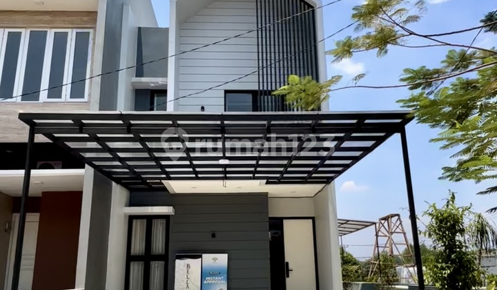 Siaphuni di Margonda Tol KRL Busway di Kawasan Kota Mandiri Depok