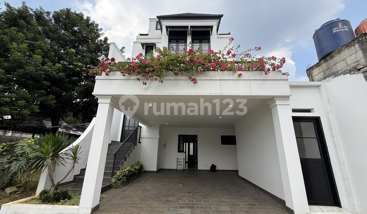 Hunian Modern House, Private Cluster Siap Huni di Jagakarsa