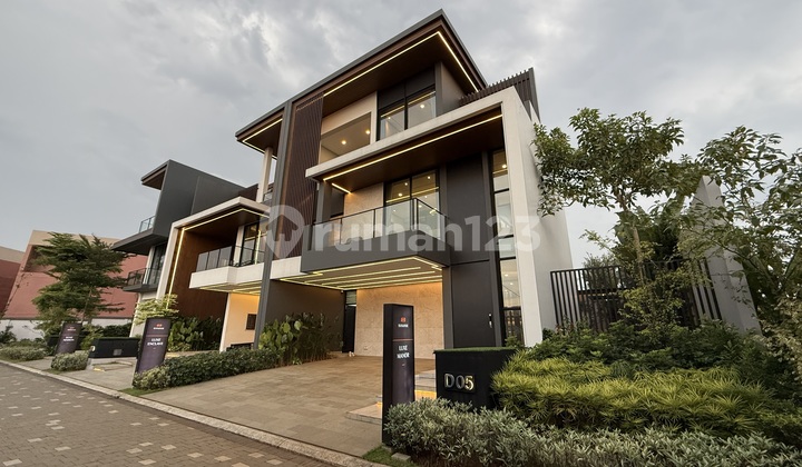 Rumah 3 Lantai Private Lift Di Senopati Boulevard Selatan Jakarta 2