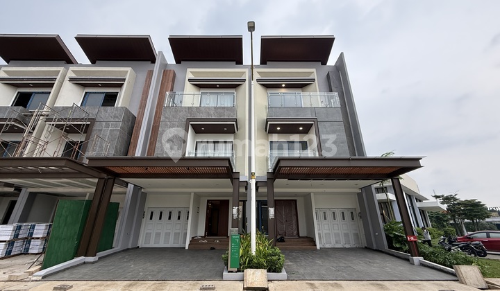 Siaphuni House in Pondok Indah 3 Cluster, Luxury 2-Storey, Affordable, Large Land.