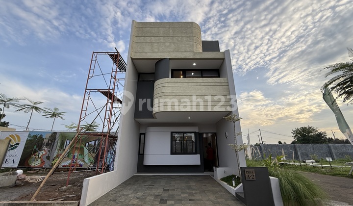 Rumah 2 Lantai Siap Huni di Pamulang Tangerang Selatan Berkonsep Modern Minimalis bisa Free Furnished atau Free Cicilan Selama 6 Bulan