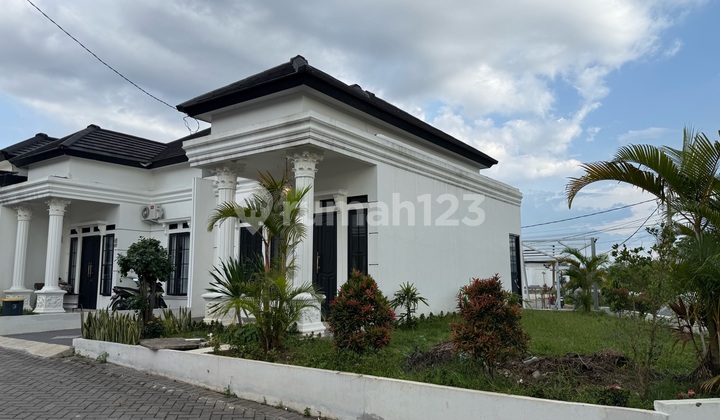 Modern Classic Residence in Bogor Near Parung Bogor Jakarta Toll Road 2