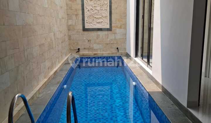 Rumah Baru di Mampang Prapatan Jakartaselatan Dekattol KRL Busway 2