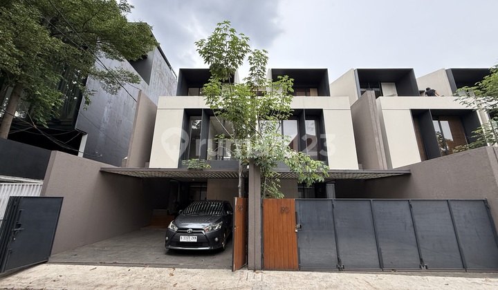 Rumah Siap Huni di Kemang Jakarta Selatan 3 Lantai Termurah Kemang 2