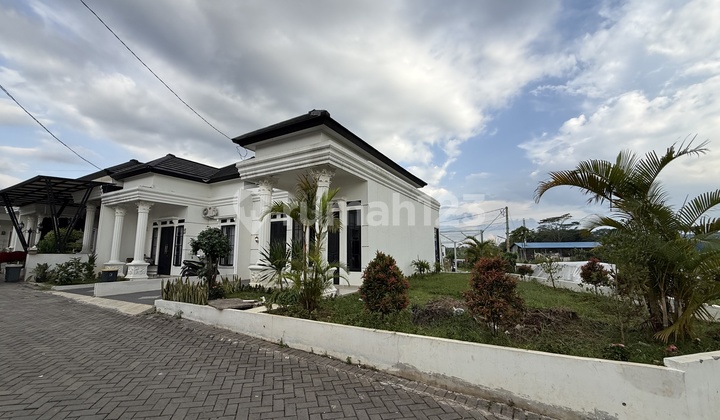 Modern Classic Residence in Bogor Near Parung Bogor Jakarta Toll Road