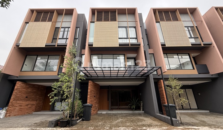 Luxury House Cheap In Ampera Kemang South Jakarta 3 Floors + Rooftop Luxury House Cheap In Ampera Kemang South Jakarta 3 Floors + Rooftop