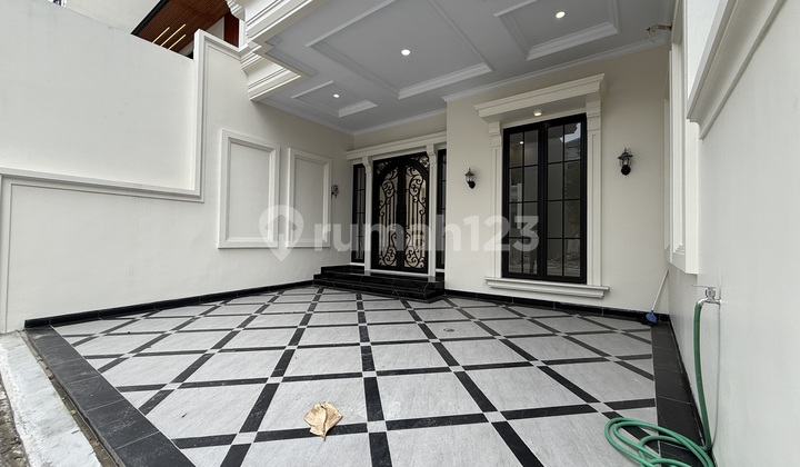 Hunian Mewah Eksklusi 3 Lantai di Jagakarsa Jakarta Selatan 2