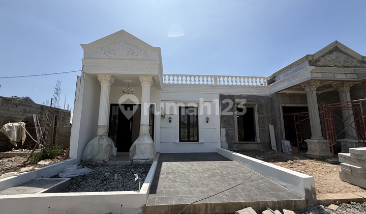 Classic Elegant Comfortable Residence in Bogor Near Parung Bogor Jakarta Toll Road