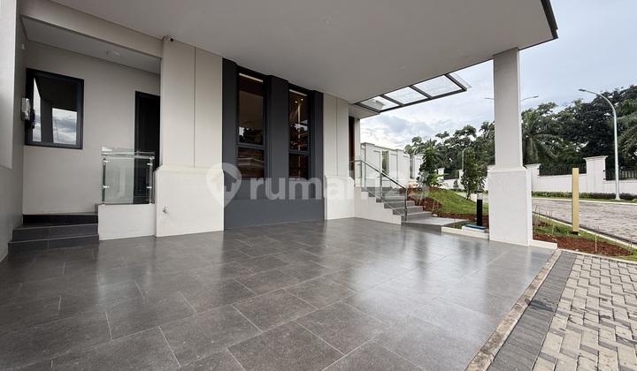 Rumah Kota Wisata 3 Lantai Attic Room Private Pool di Cibubur 2