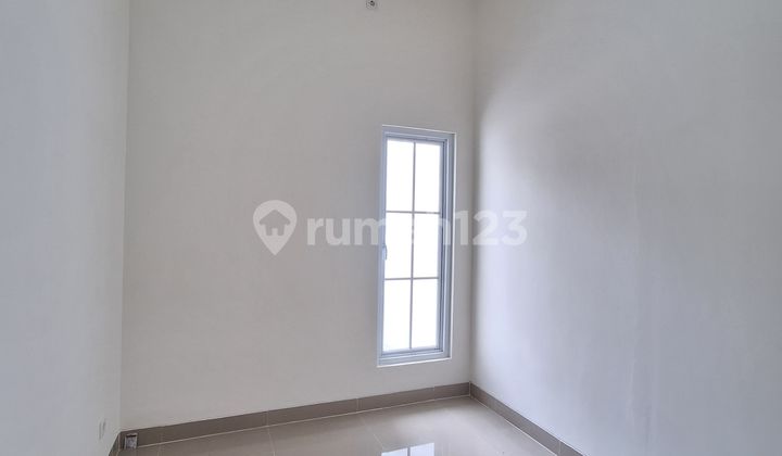 Siaphuni House Beside Pamulang Mayor Near Toll KRL Affordable Price 2