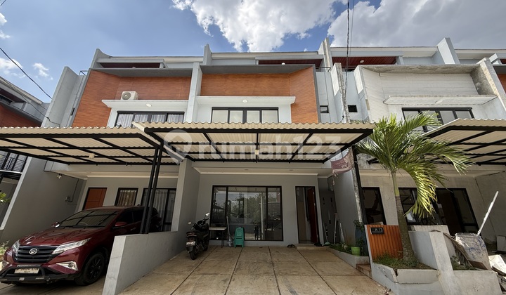 Hunian 3 Lantai Rooftop di Pamulang Dekat Tol Pamulang